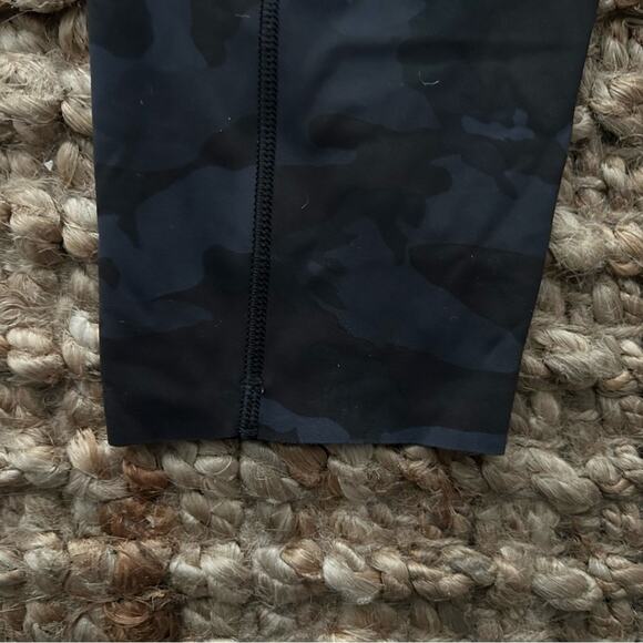 Lululemon Fast and Free Tight II 25”- Heritage 365 Camo Deep Coal Multi Size 6 - Picture 9 of 12